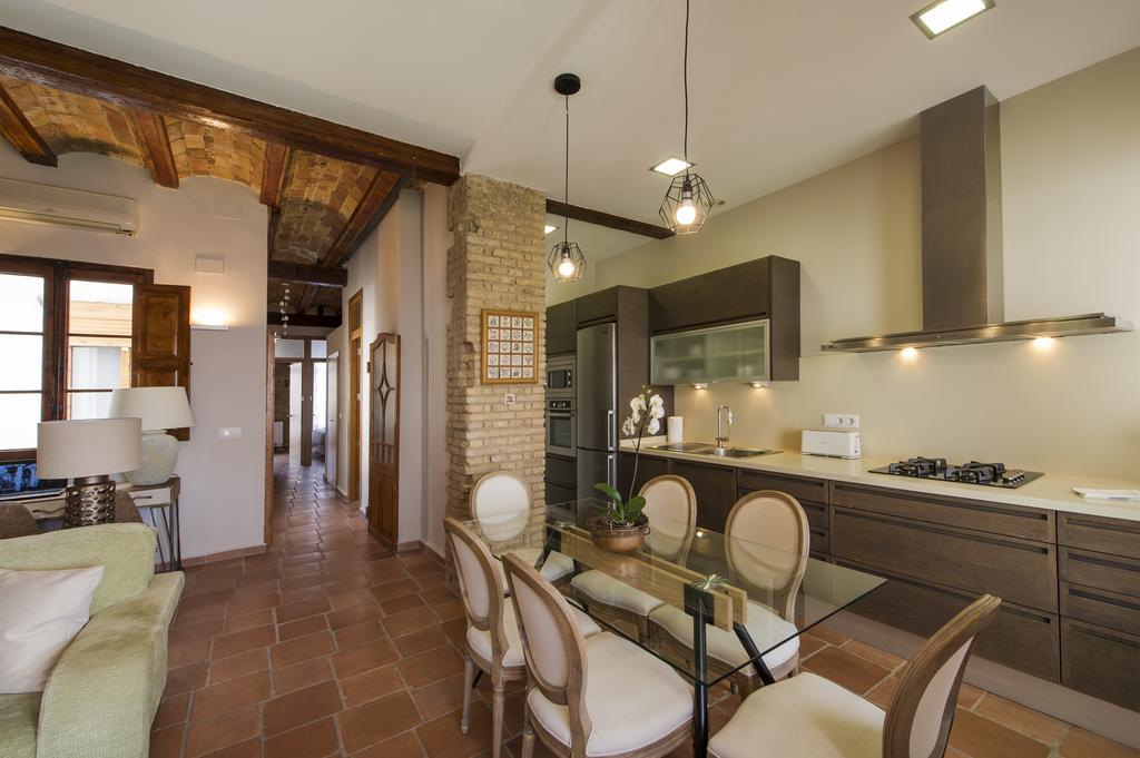 Sueca Apartment With Terrace Ruzafa Mid-Term Valenza Esterno foto